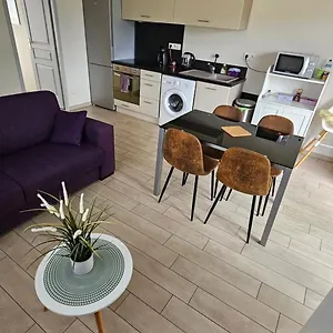 https://appartement-au-bons-en-chablais.hotels-rhonealpes.com