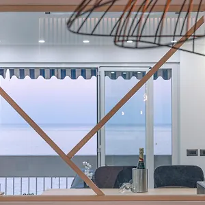 https://le-pamela-front-de-mer.fr-provencehotel.com